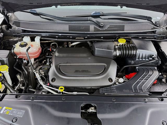 Used 2022 Chrysler Pacifica Touring-L image 32