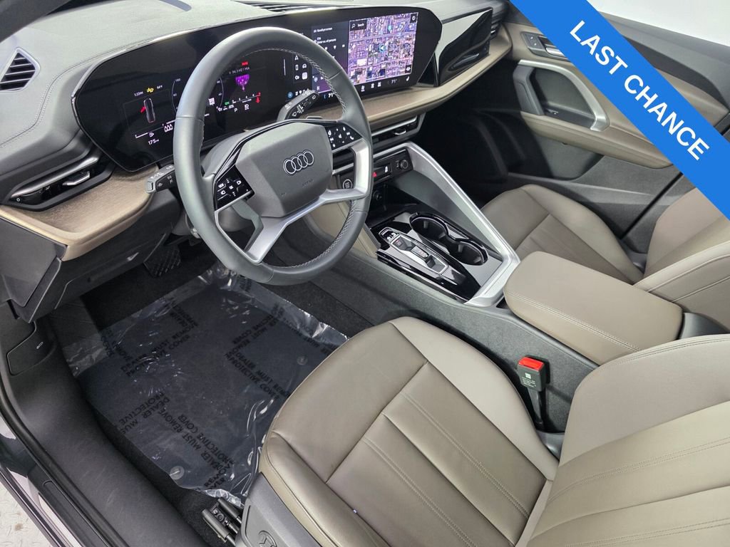 Used 2025 Audi Q5 Premium image 10
