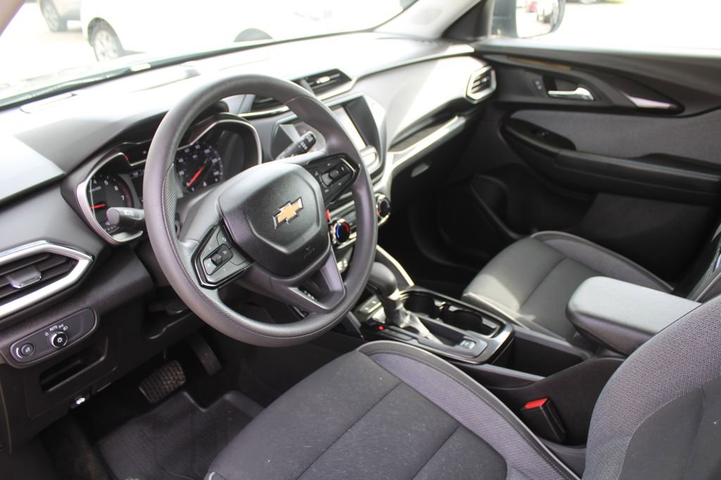 Used 2021 Chevrolet TrailBlazer LS image 22