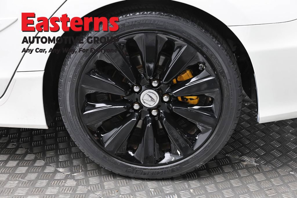 Used 2016 Acura RLX Sport Hybrid w/ Technology Pkg image 8