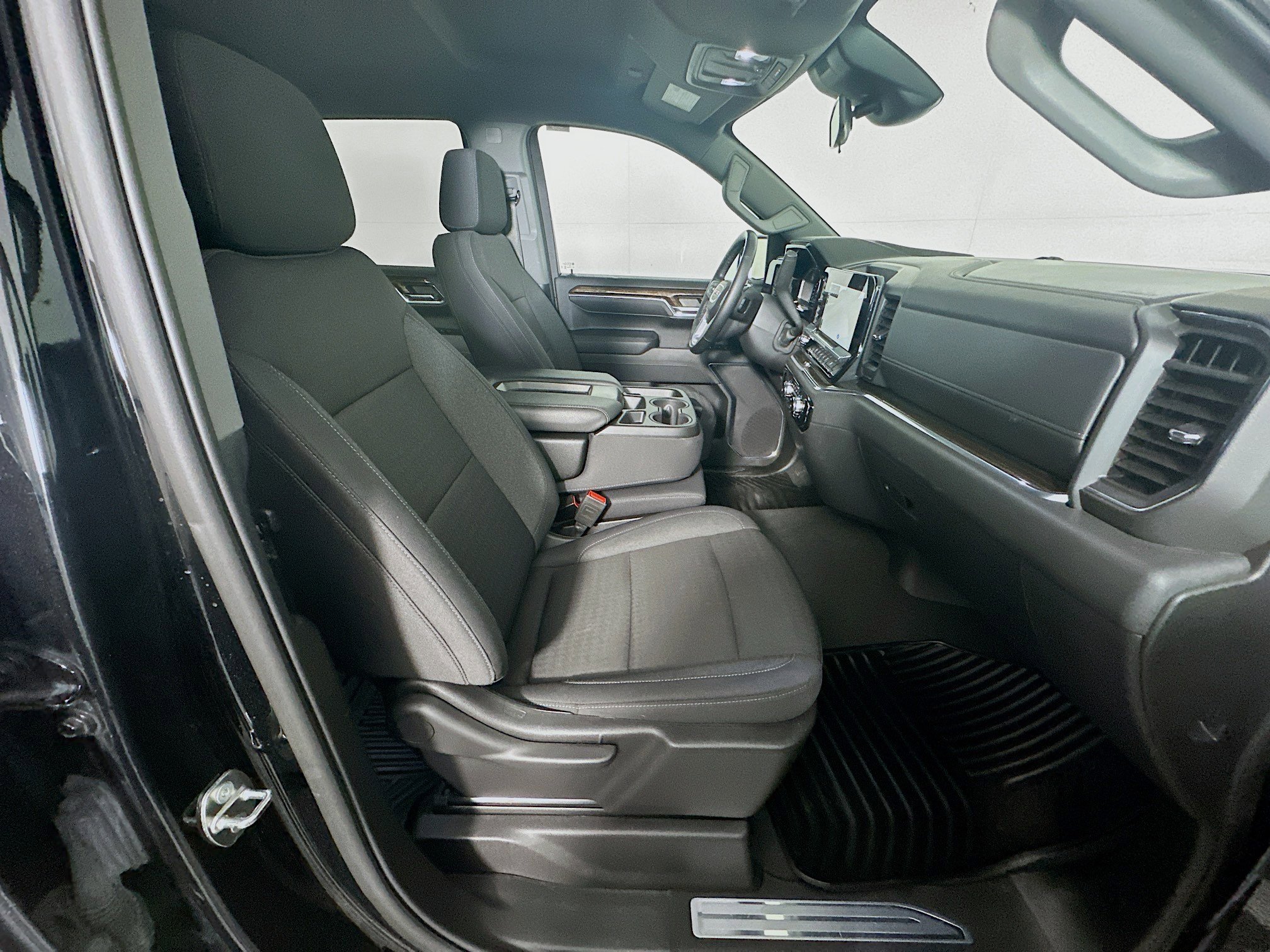 Used 2024 GMC Sierra 1500 Elevation image 31