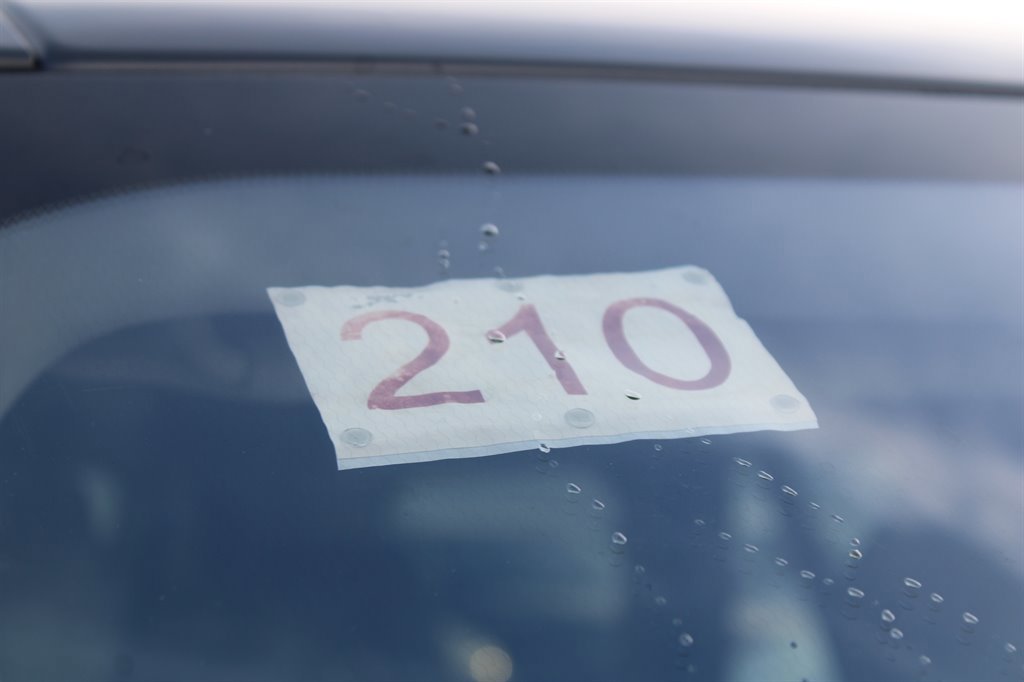 Used 2016 Land Rover Range Rover HSE image 10