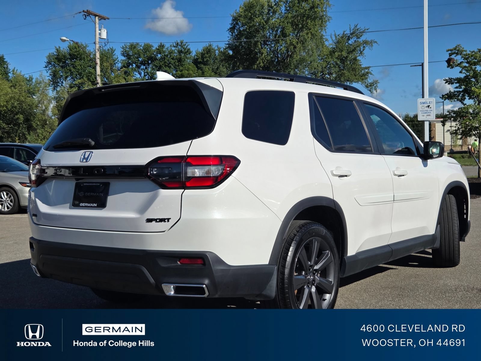 Used 2025 Honda Pilot Sport image 18