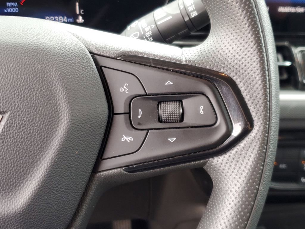 Used 2025 Chevrolet TrailBlazer LT AWD/4WD image 22