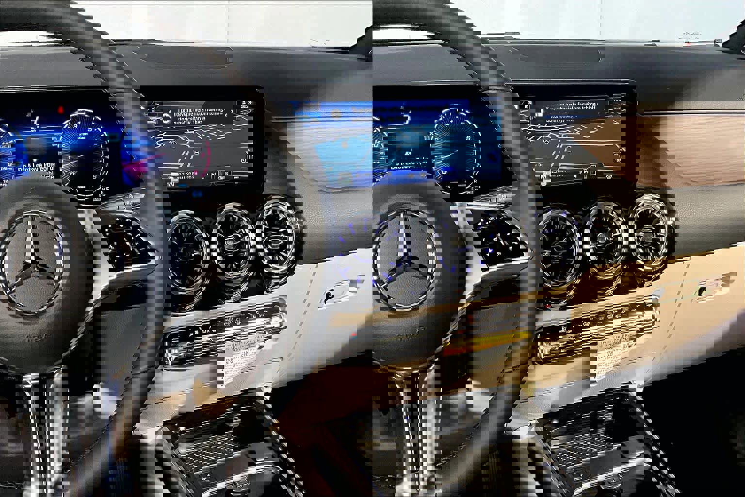 New 2026 Mercedes-Benz GLA 250 4MATIC image 8