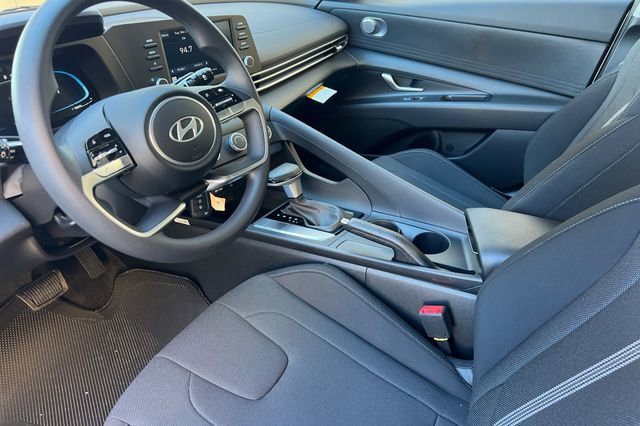 New 2026 Hyundai Elantra SE image 10