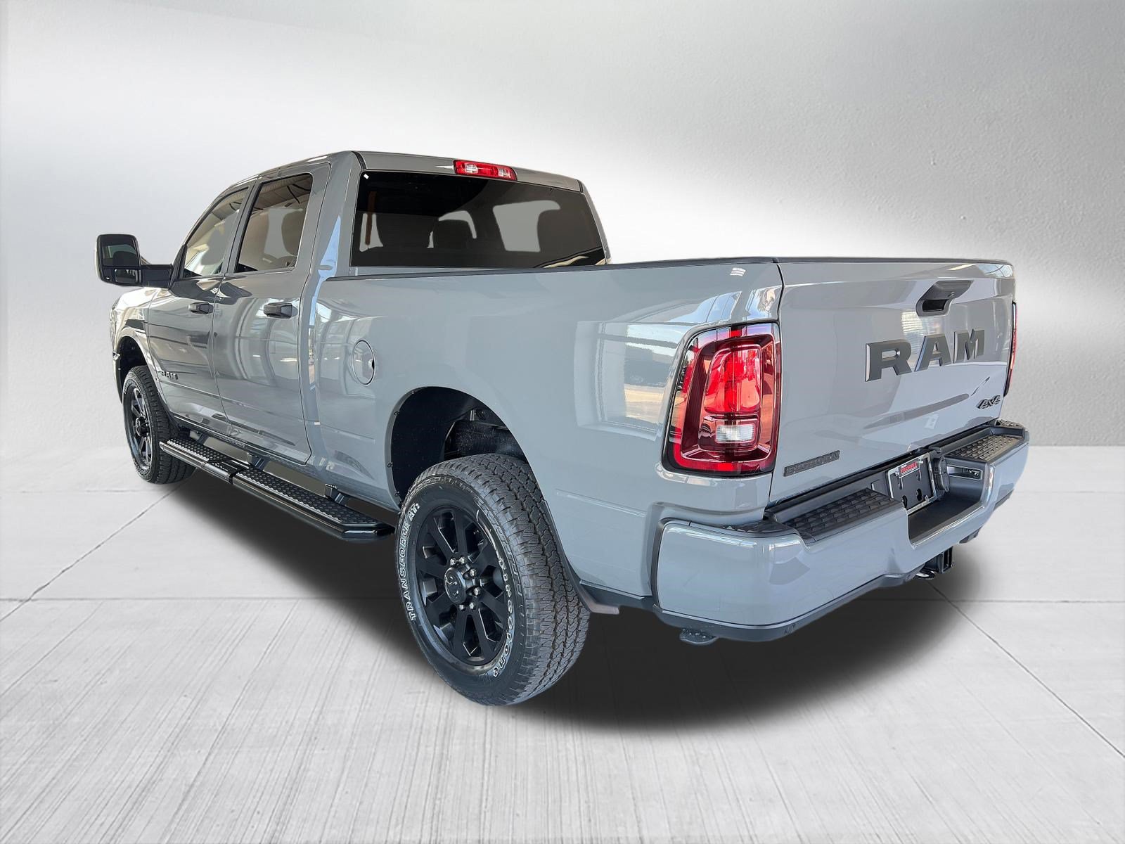 New 2026 RAM 2500 Big Horn AWD/4WD image 7