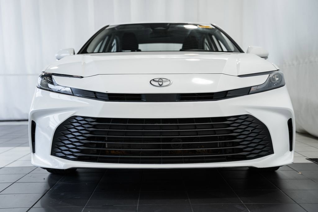 Used 2025 Toyota Camry LE FWD image 2