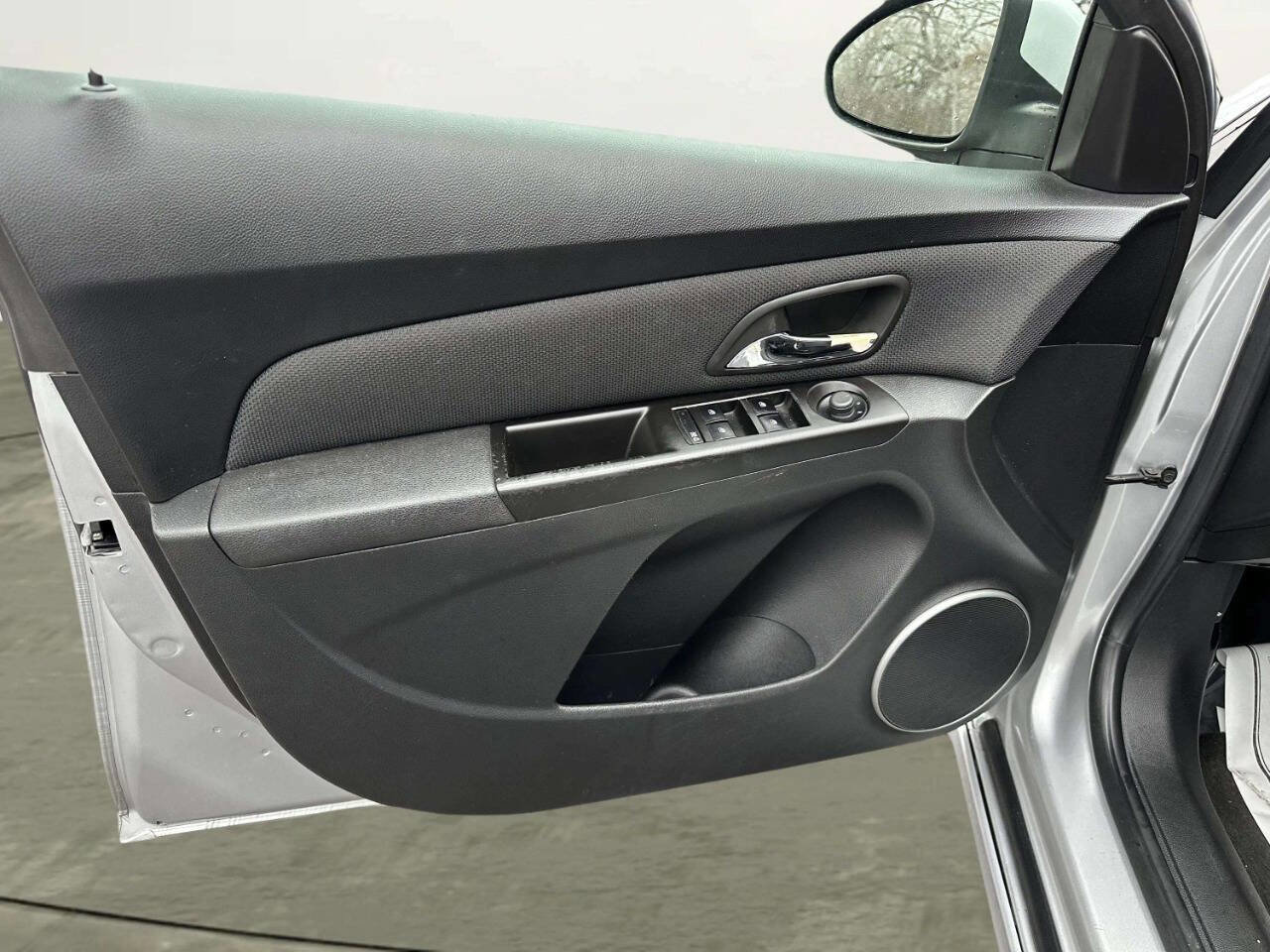 Used 2012 Chevrolet Cruze LT w/ RS Package image 11