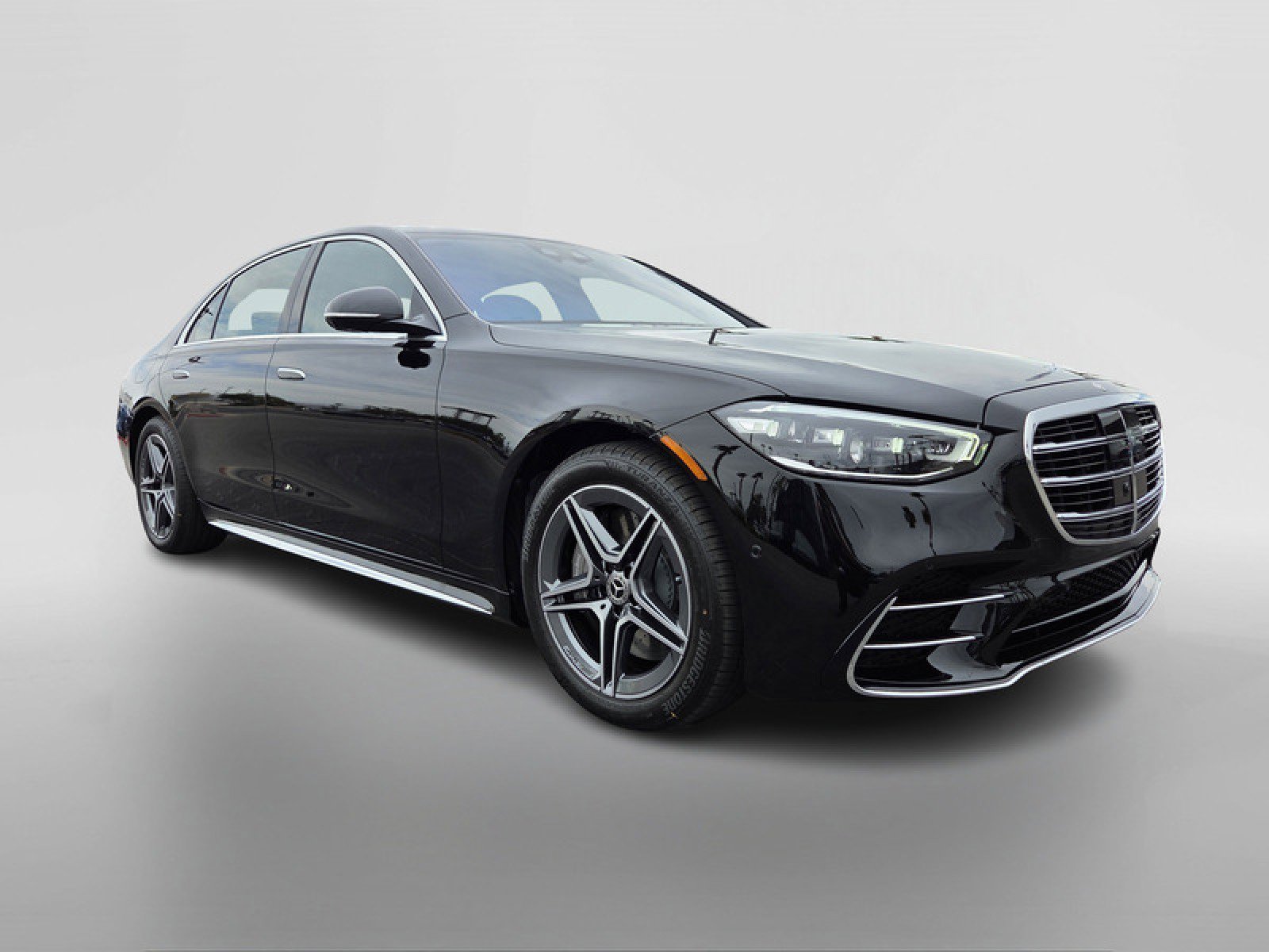 New 2026 Mercedes-Benz S 580e 4MATIC Sedan image 7