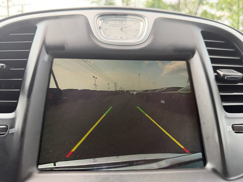 Used 2023 Chrysler 300 Touring RWD image 20