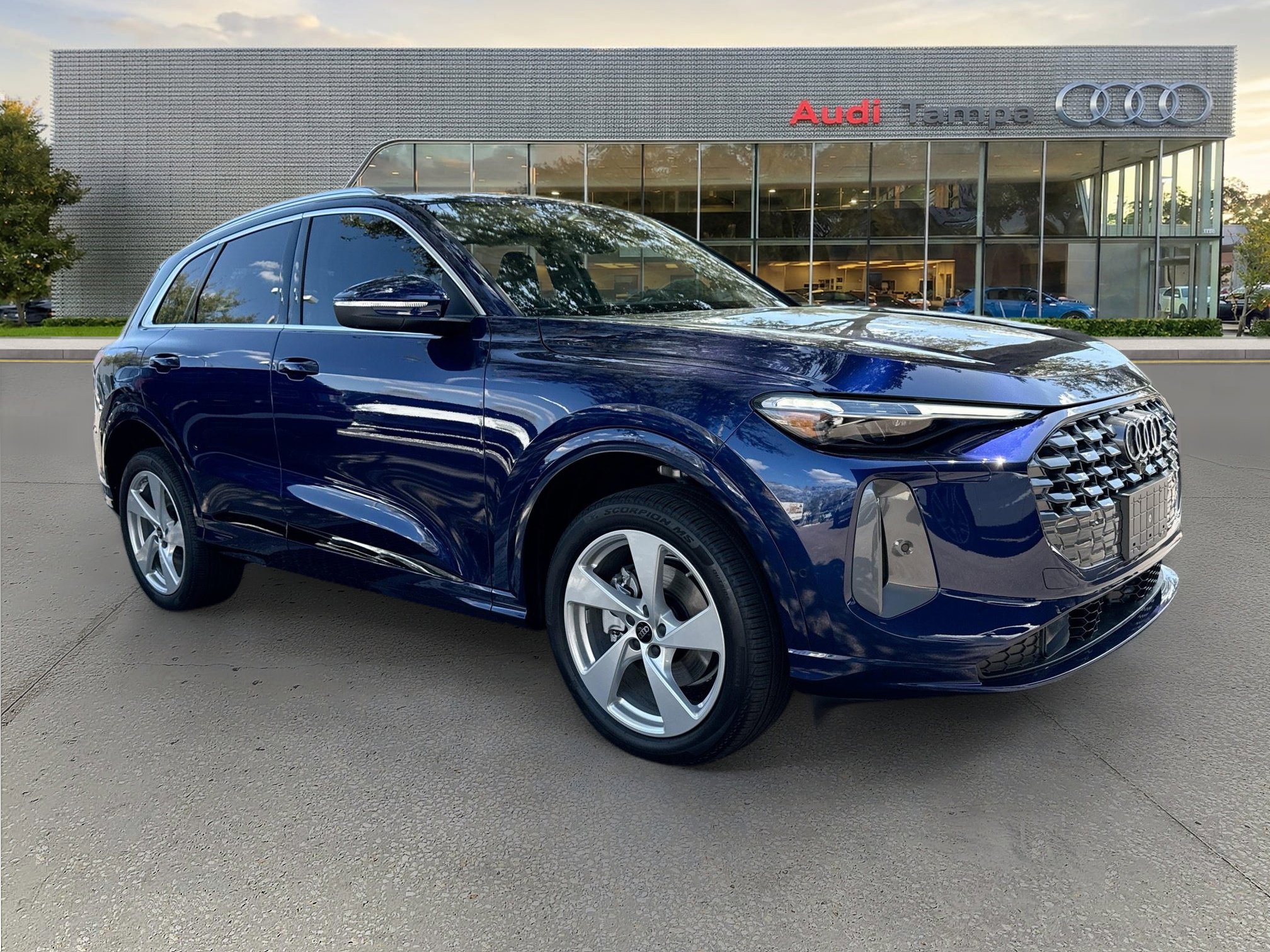 New 2025 Audi Q5 Premium Plus image 1