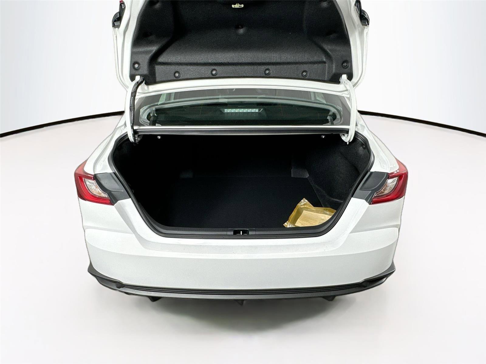 New 2026 Toyota Camry SE image 13