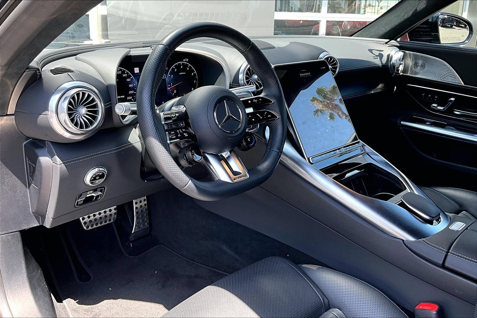 Used 2023 Mercedes-Benz SL 63 AMG 4MATIC image 14