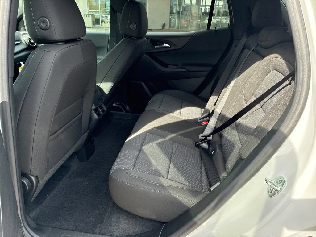New 2027 Chevrolet Equinox LT FWD image 14