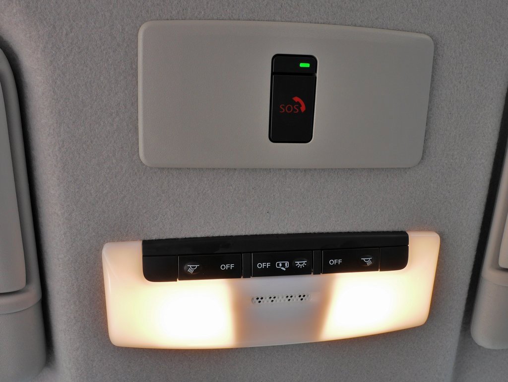 Used 2023 Nissan Kicks SR w/ SR Premium Package image 28