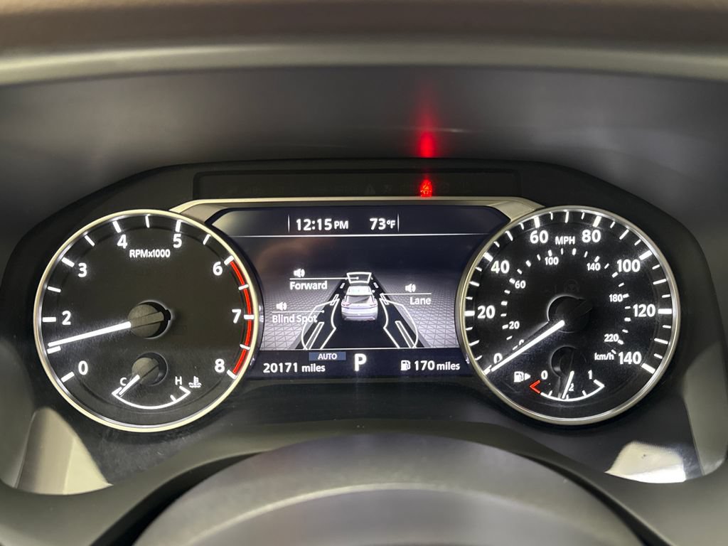 Used 2023 Nissan Rogue SV AWD/4WD image 16