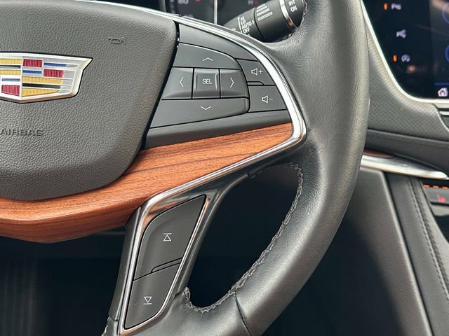 Used 2022 Cadillac XT5 Premium Luxury w/ Technology Package image 7