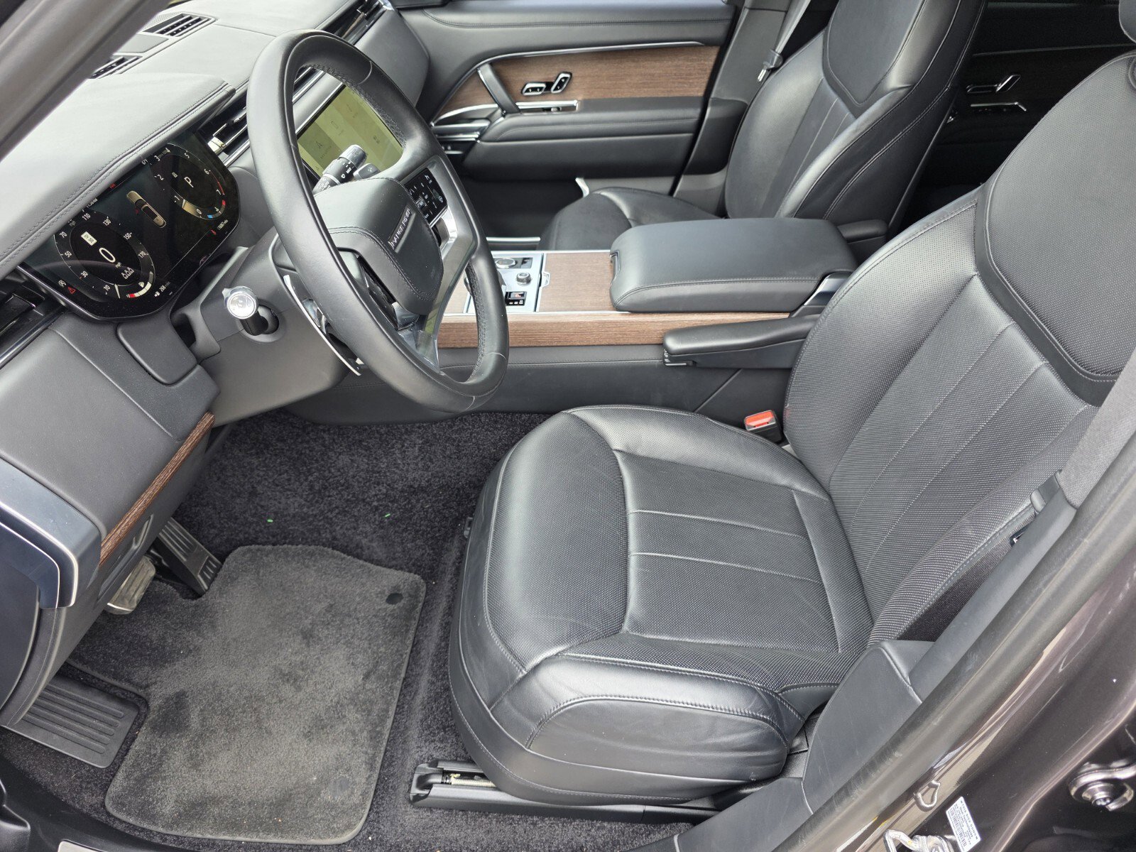 Certified 2022 Land Rover Range Rover SE image 10