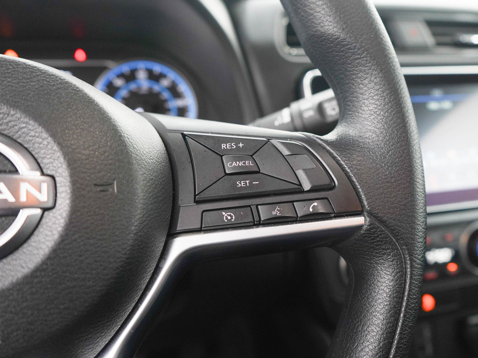 Used 2025 Nissan Leaf S FWD image 24