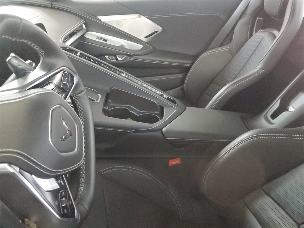 Used 2025 Chevrolet Corvette Stingray Preferred Conv w/ Z51 Performance Package image 5