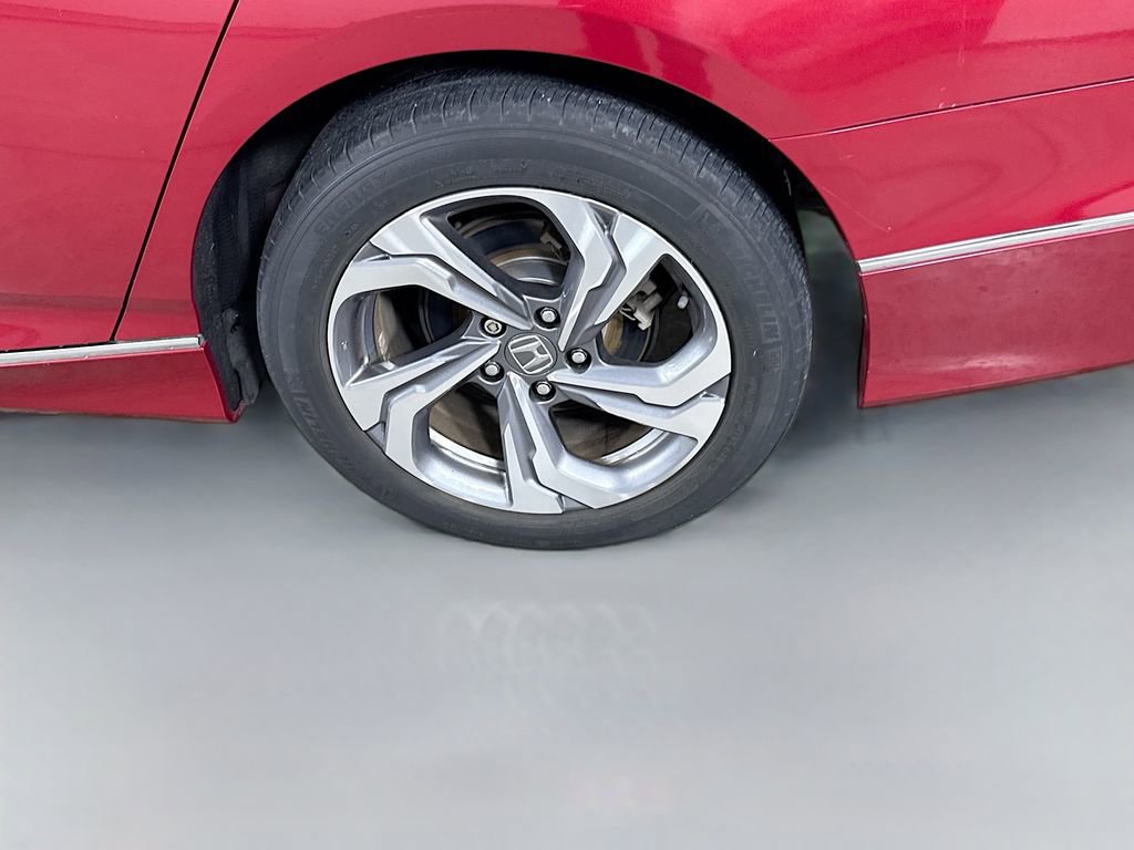 Used 2018 Honda Accord EX-L image 32