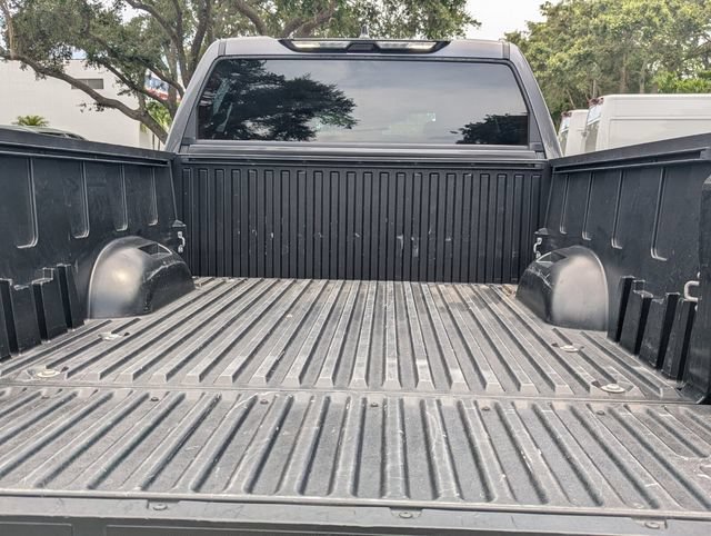Used 2024 Toyota Tundra Limited AWD/4WD image 29
