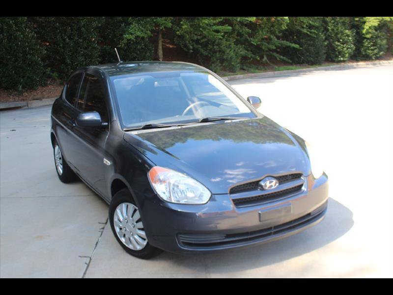 Used 2011 Hyundai Accent GS image 1