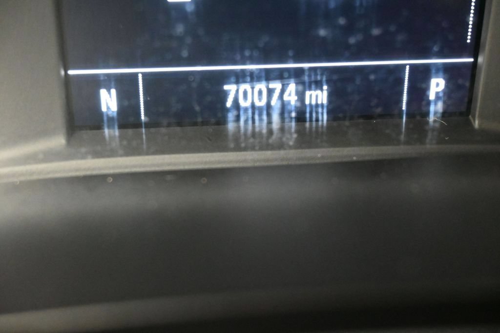 Used 2019 Chevrolet Traverse LT FWD image 25