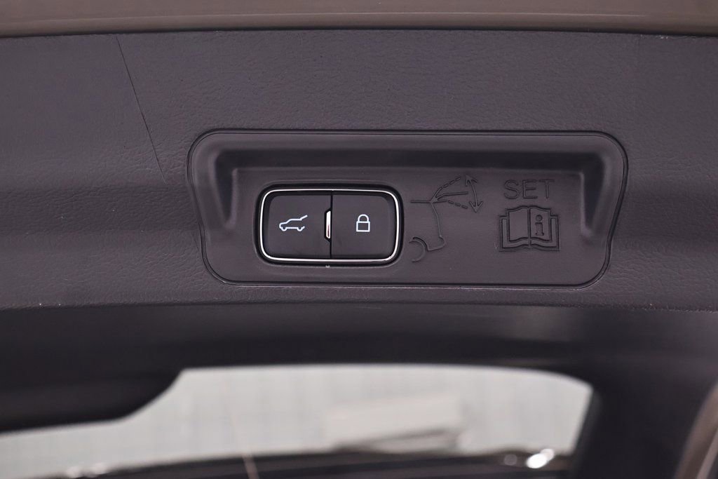 New 2026 Ford Explorer ST-Line w/ ST-Line Street Pack image 35