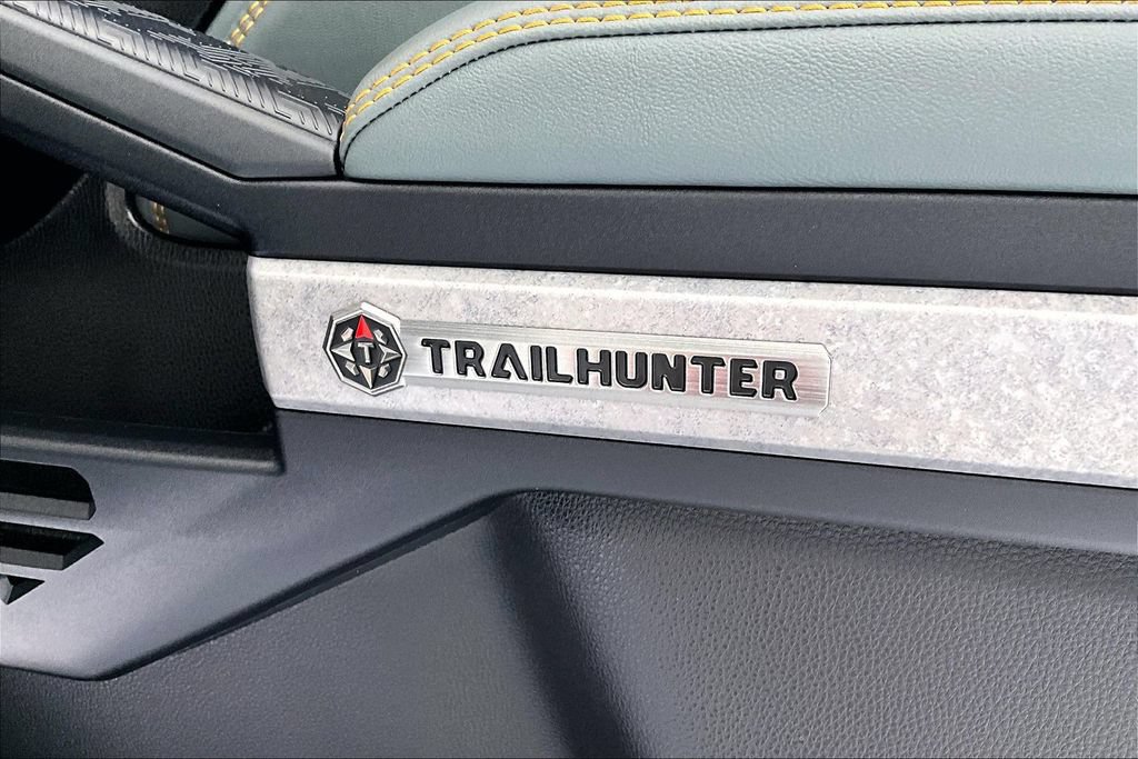 Used 2025 Toyota 4Runner Trailhunter AWD/4WD image 41