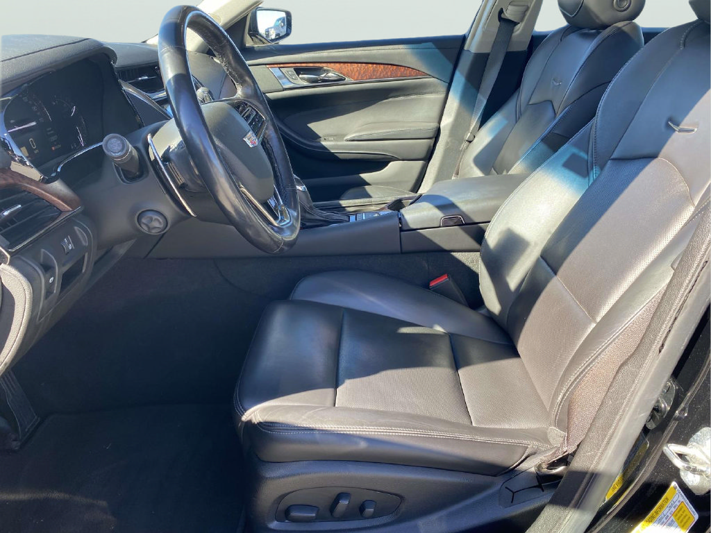 Used 2019 Cadillac CTS Luxury RWD image 14