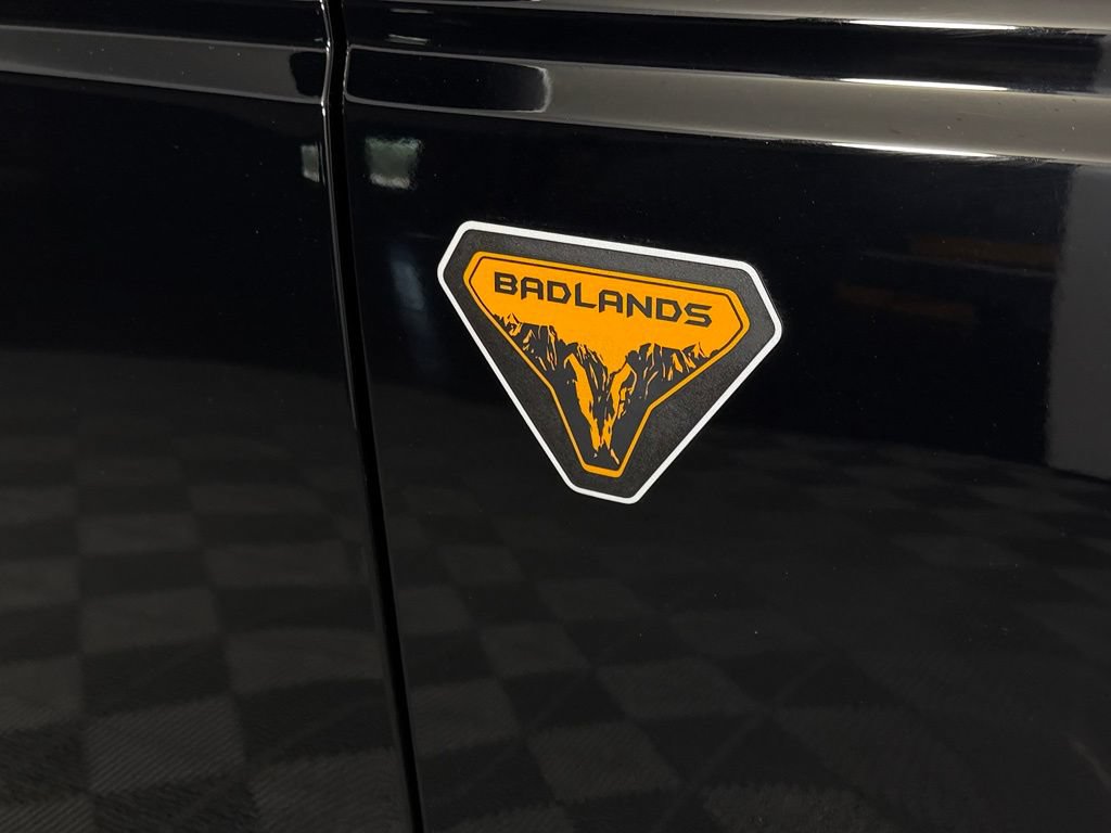 Used 2025 Ford Bronco Badlands AWD/4WD image 32