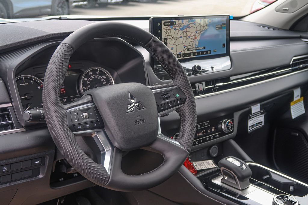 New 2026 Mitsubishi Outlander AWD image 28
