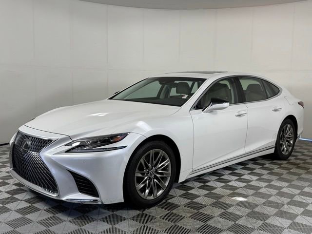 Used 2019 Lexus LS 500 w/ Accessory Package (Z2) RWD image 3