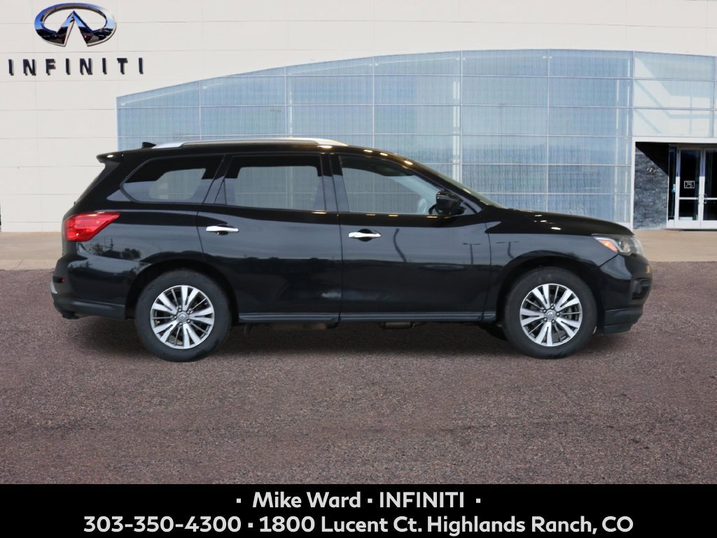 Used 2019 Nissan Pathfinder SV AWD/4WD image 8