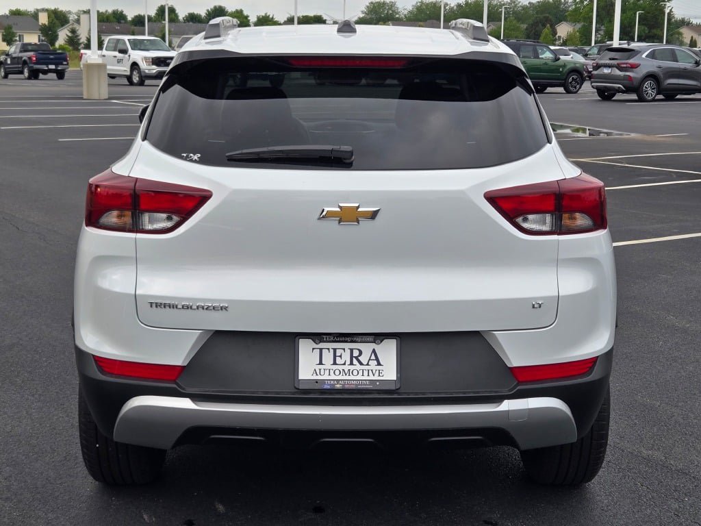 Used 2023 Chevrolet TrailBlazer LT FWD image 10