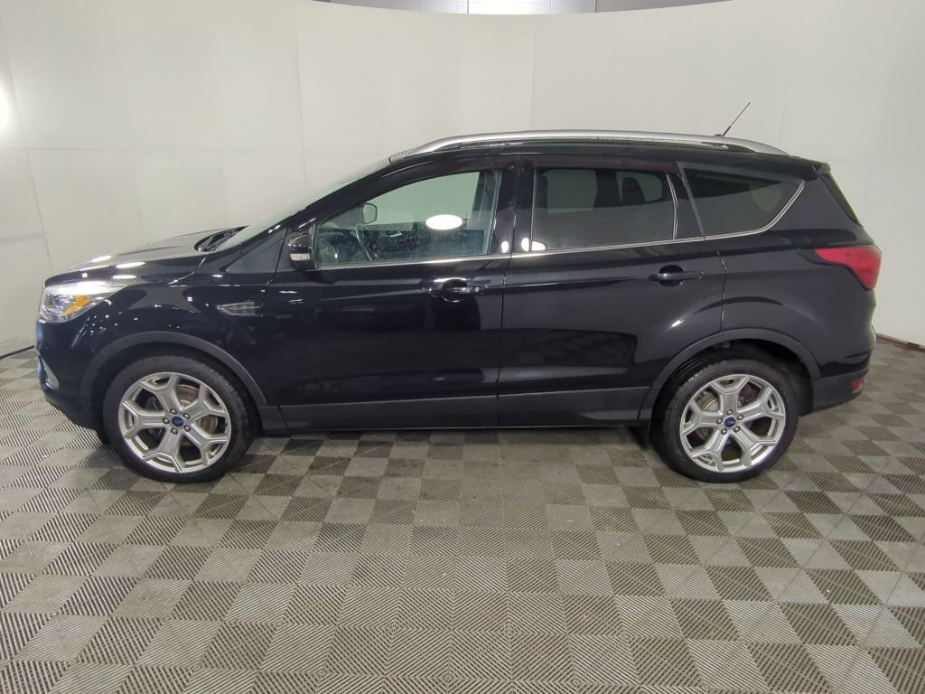 Used 2019 Ford Escape Titanium AWD/4WD image 6