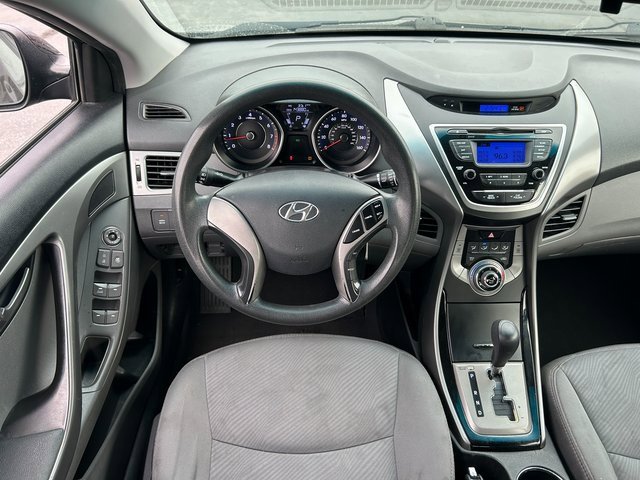 Used 2013 Hyundai Elantra GLS image 22