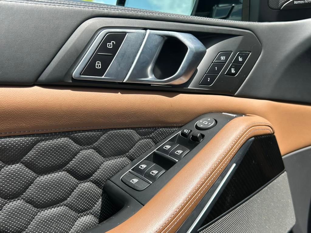 Used 2021 BMW X5 M w/ Executive Package image 68