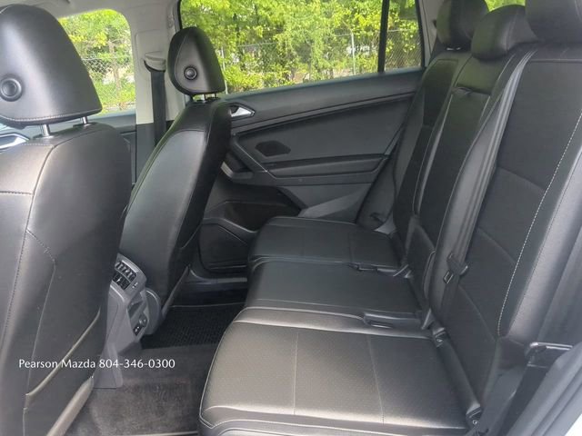 Used 2018 Volkswagen Tiguan SE w/ Panoramic Sunroof Package AWD/4WD image 14