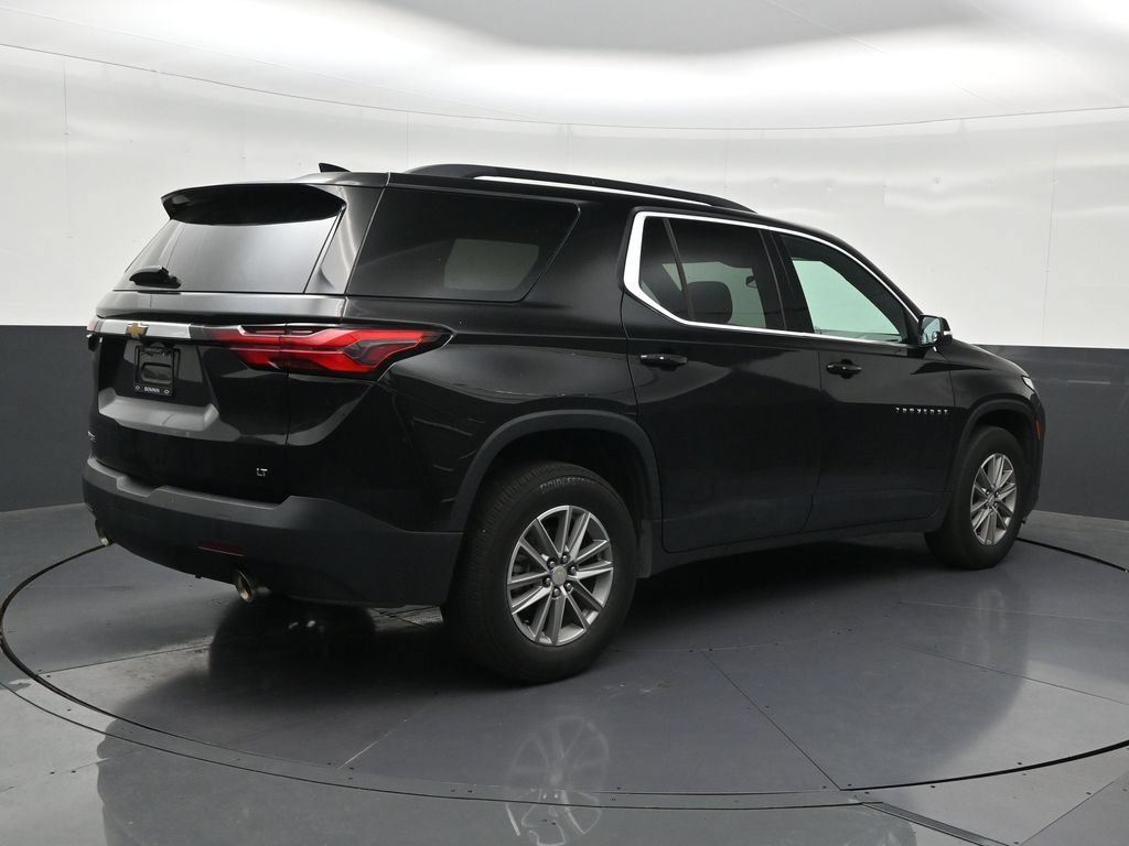 Used 2023 Chevrolet Traverse LT FWD image 5