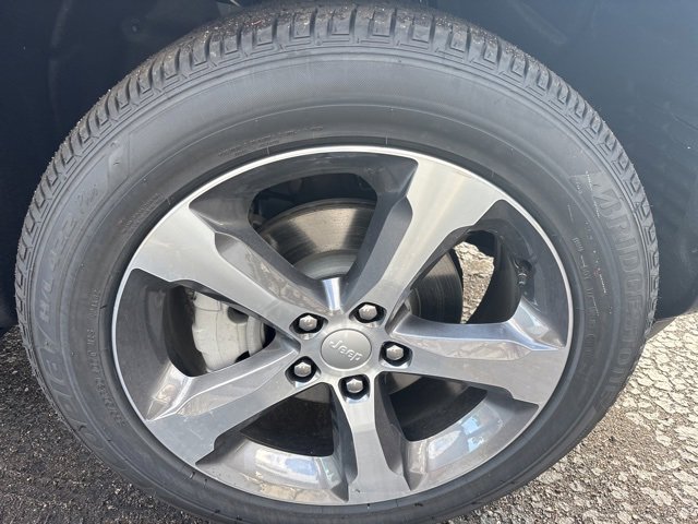 New 2025 Jeep Grand Cherokee Limited w/ Trailer Tow Package image 29