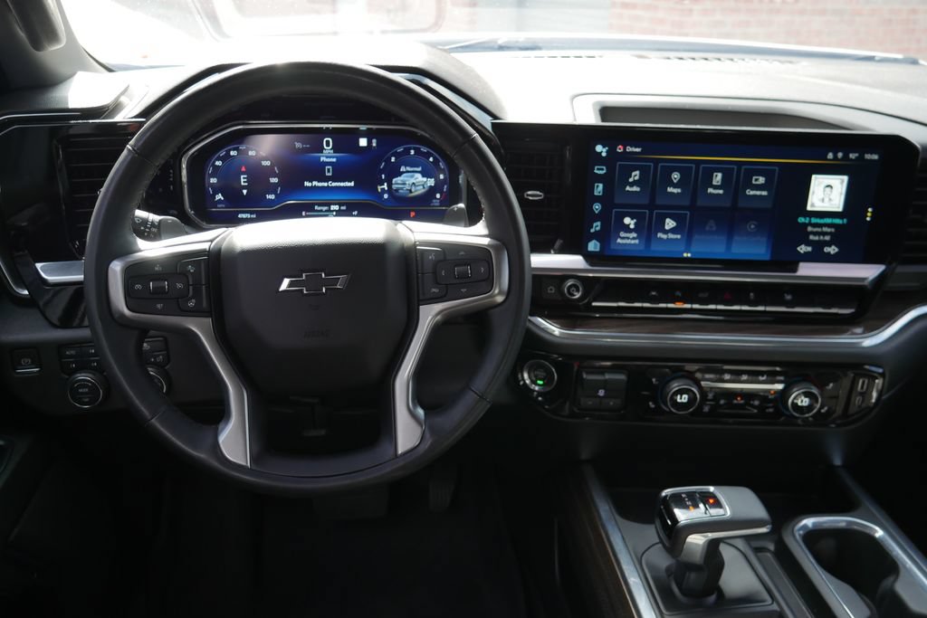 Used 2023 Chevrolet Silverado 1500 RST w/ Protection Package AWD/4WD image 16