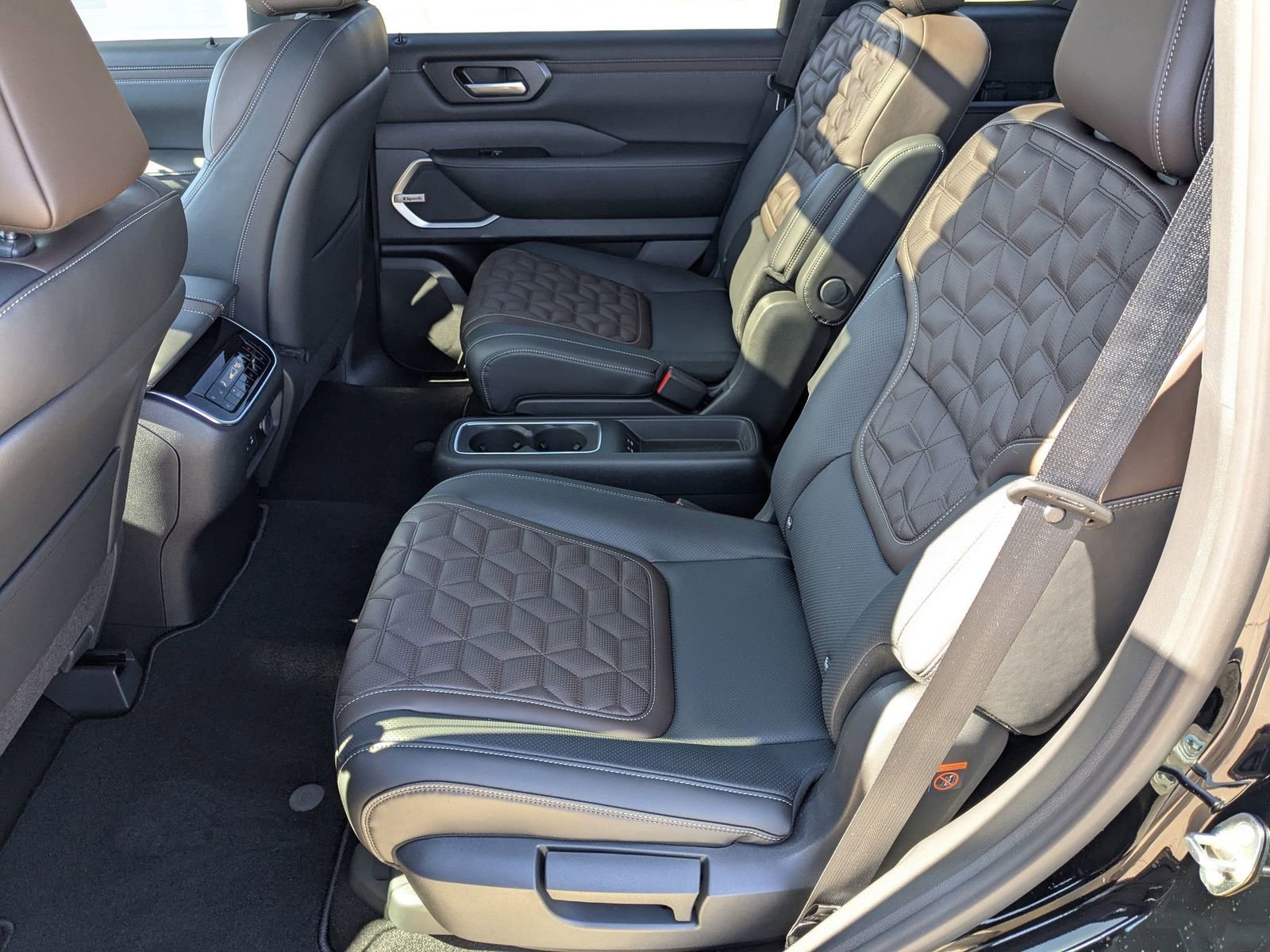 New 2026 Nissan Armada Platinum image 26