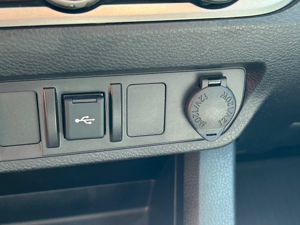 Used 2023 Toyota Tacoma SR AWD/4WD image 26
