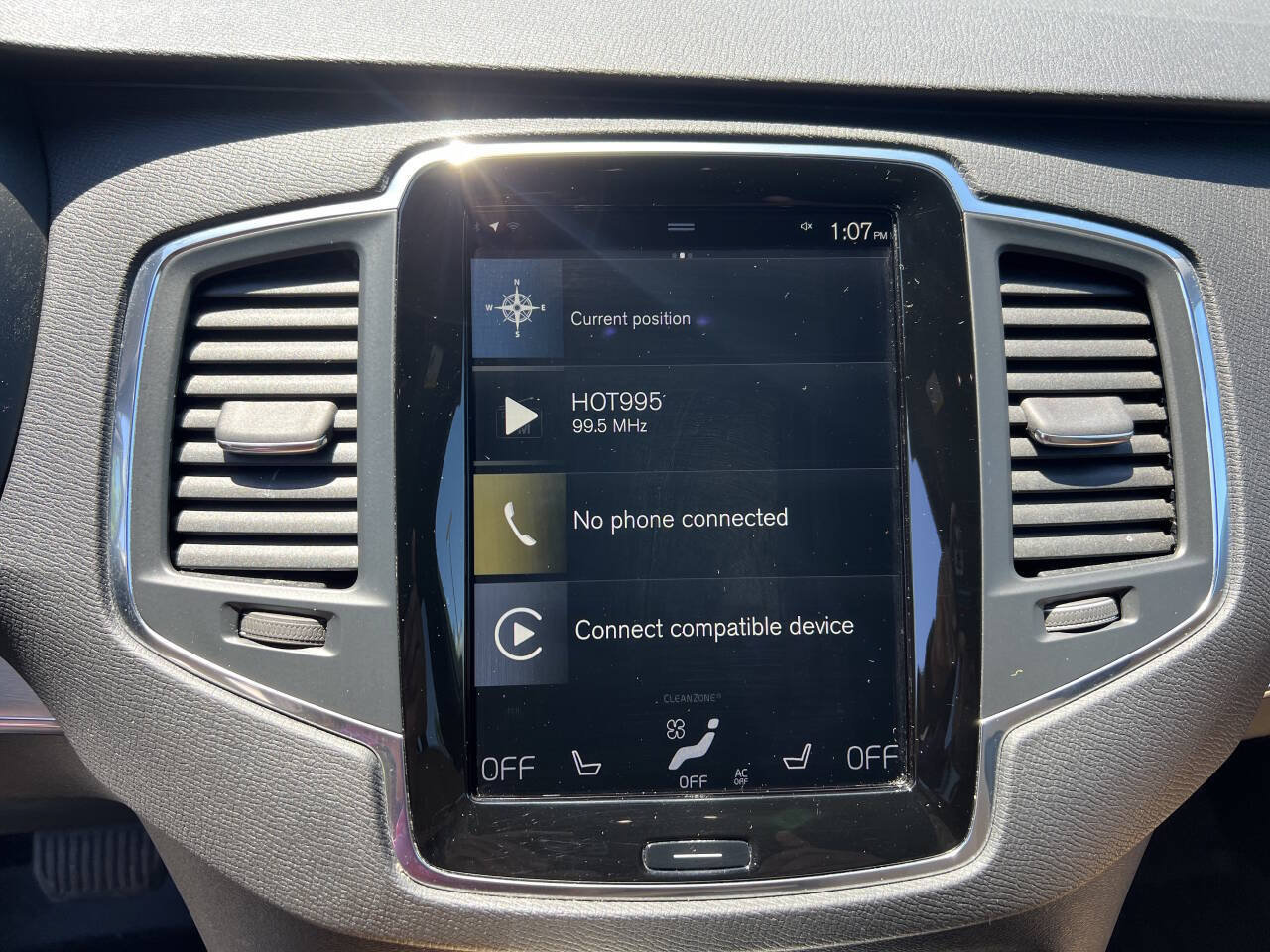 Used 2018 Volvo XC90 T6 Momentum w/ Convenience Package AWD/4WD image 17