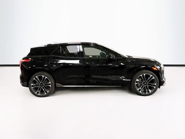 New 2026 Chevrolet Blazer EV SS image 5