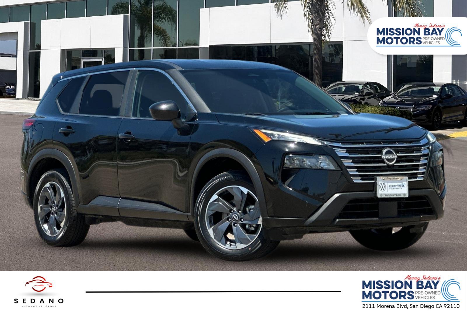 Used 2024 Nissan Rogue SV FWD image 1
