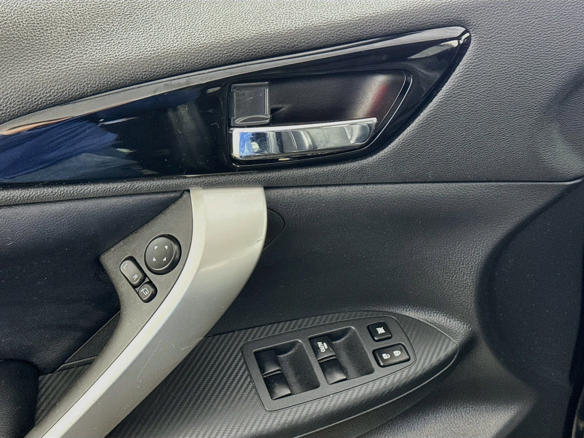 Used 2024 Mitsubishi Eclipse Cross SE AWD/4WD image 19